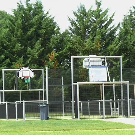 Familial Dans Le Bocage Bourbonnais Avec Jardin Prive - Fr-1-489-93 Nyaraló *