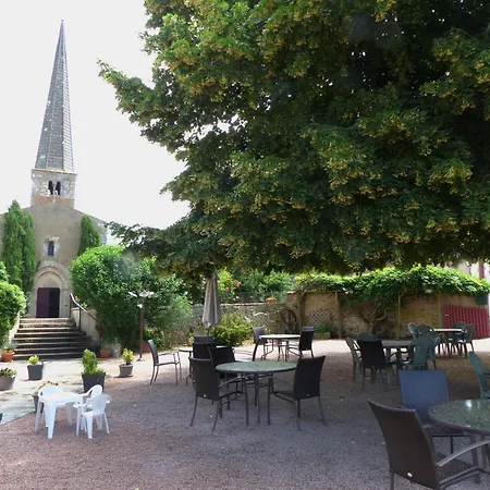 Nyaraló Familial Dans Le Bocage Bourbonnais Avec Jardin Prive - Fr-1-489-93 *