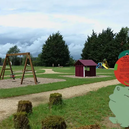 Holiday home Familial Dans Le Bocage Bourbonnais Avec Jardin Prive - Fr-1-489-93