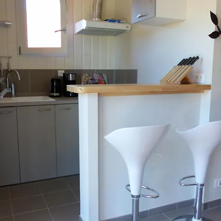 Holiday home Familial Dans Le Bocage Bourbonnais Avec Jardin Prive - Fr-1-489-93 *