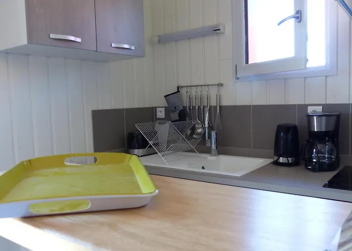 Familial Dans Le Bocage Bourbonnais Avec Jardin Prive - Fr-1-489-93 Holiday home Meillard